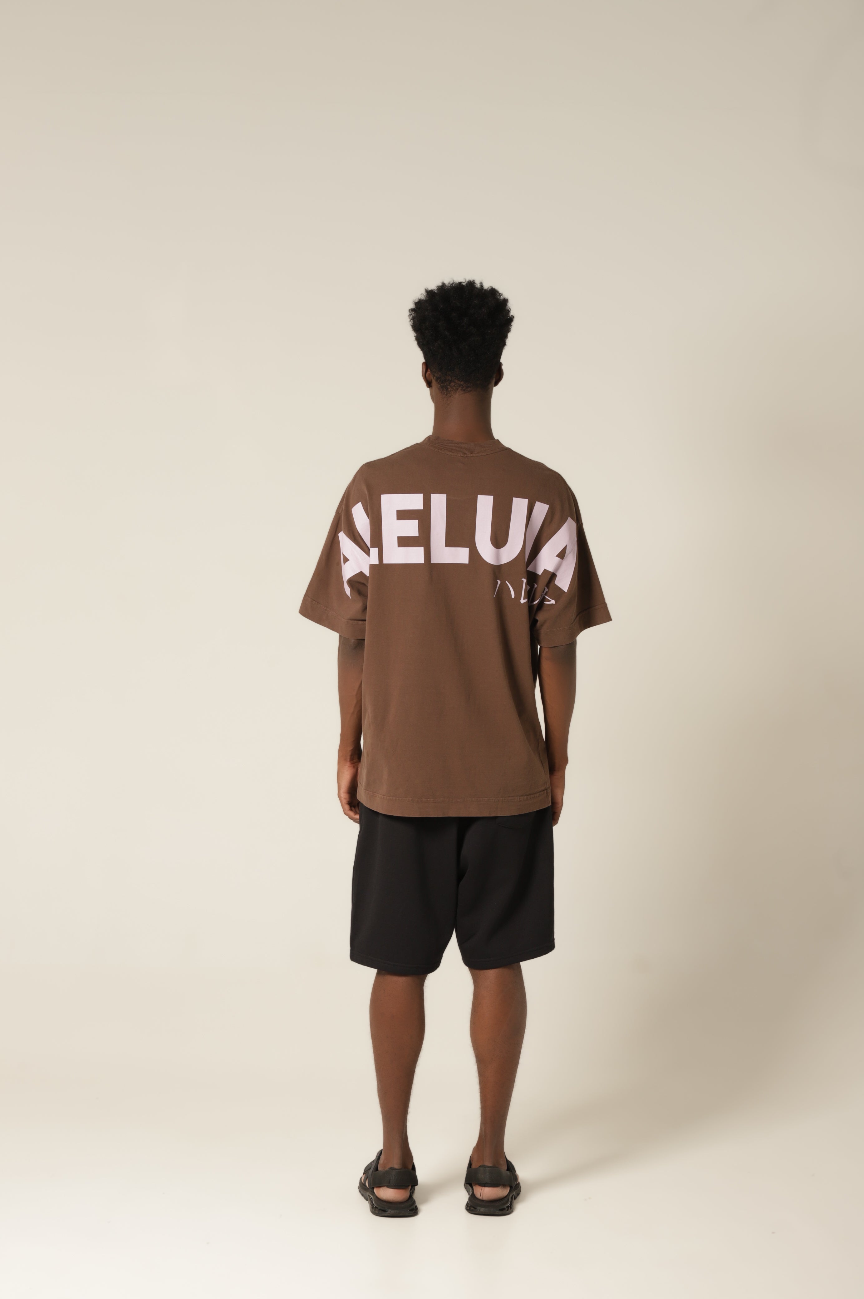 Camiseta Aleluia - Marrom Café Oversized