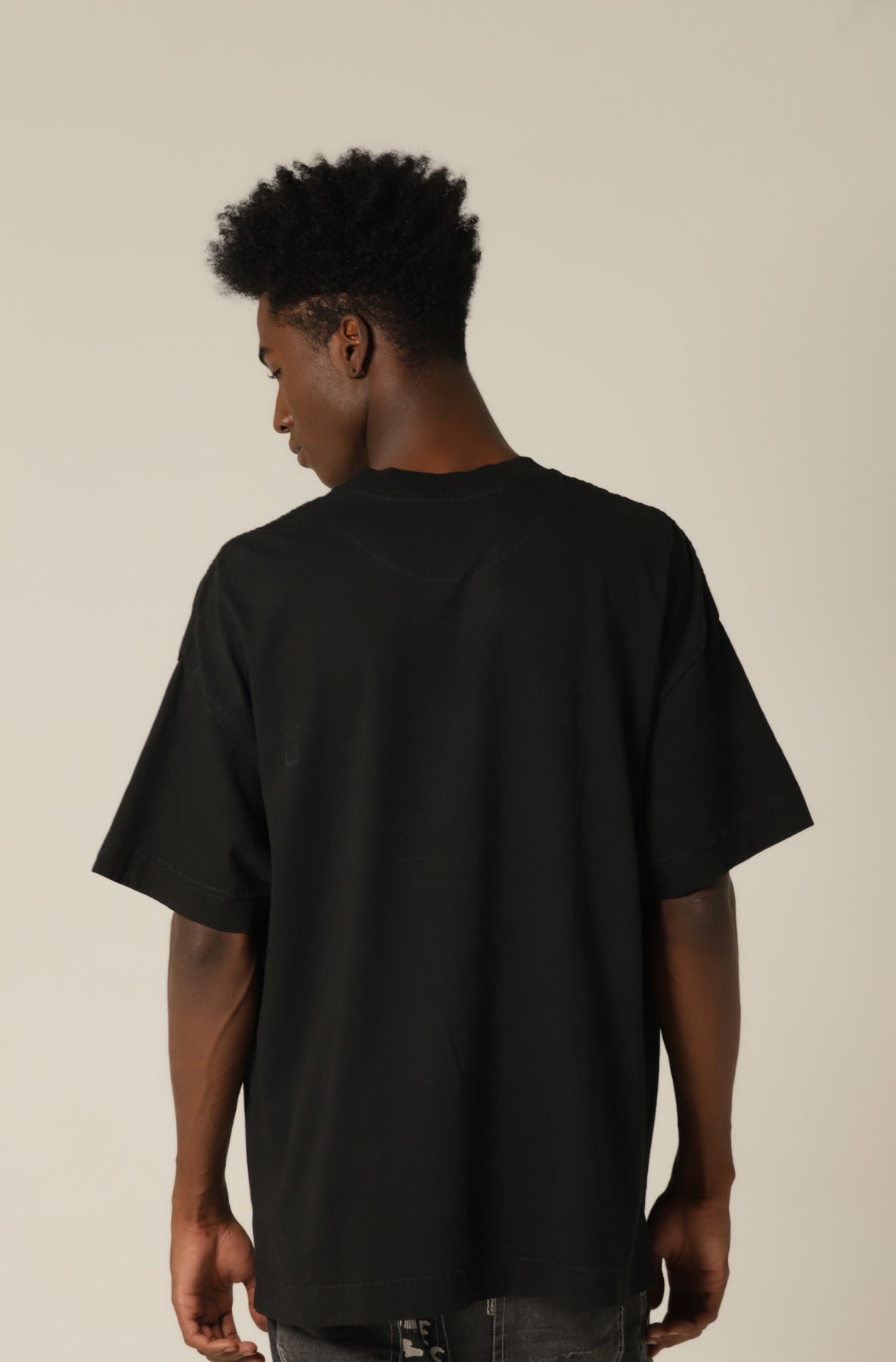 Camiseta Sustine - Preta Oversized