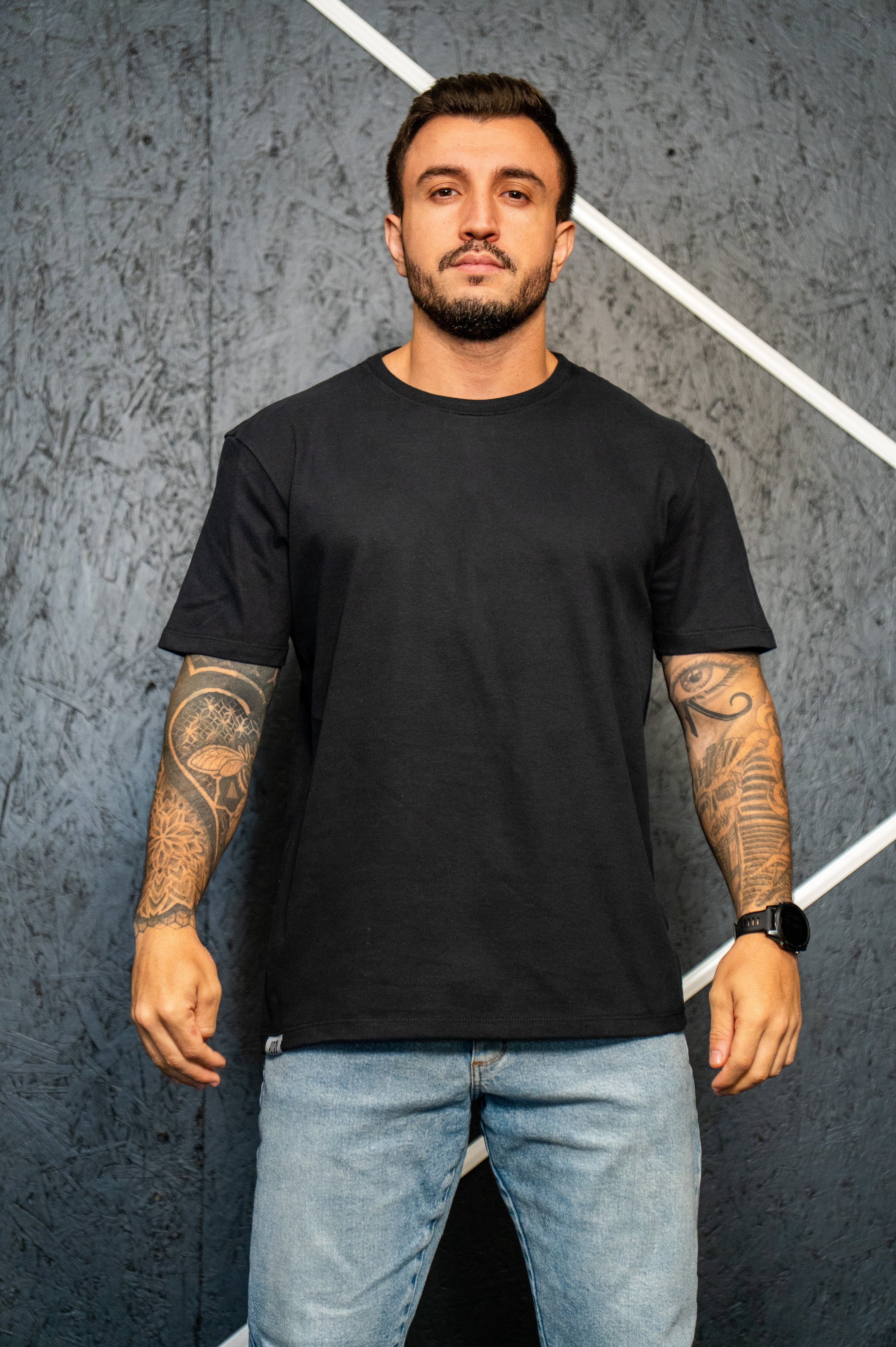 Camiseta Comfy Pro - Tradicional Preta