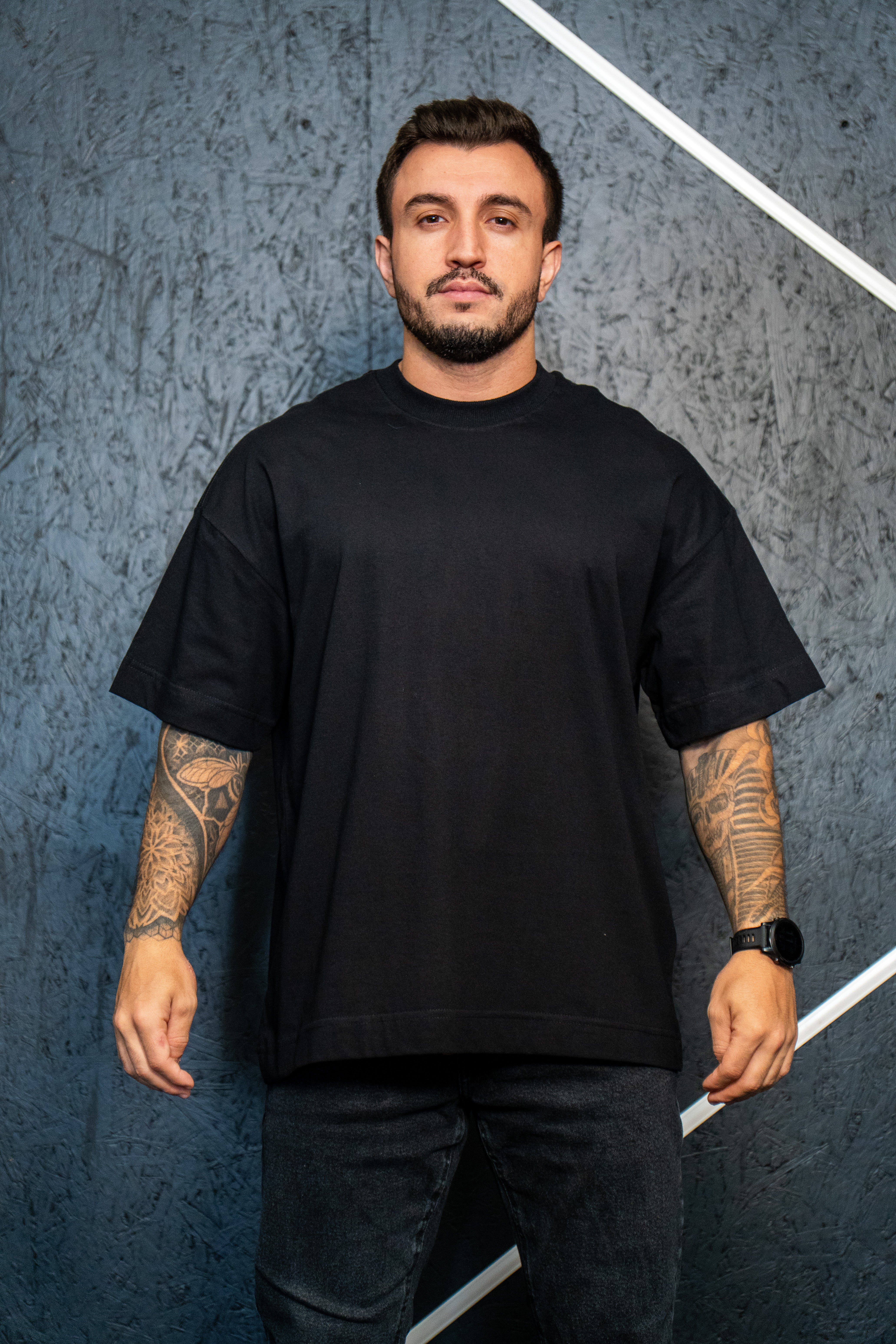 Camiseta Basic - Oversized Preta