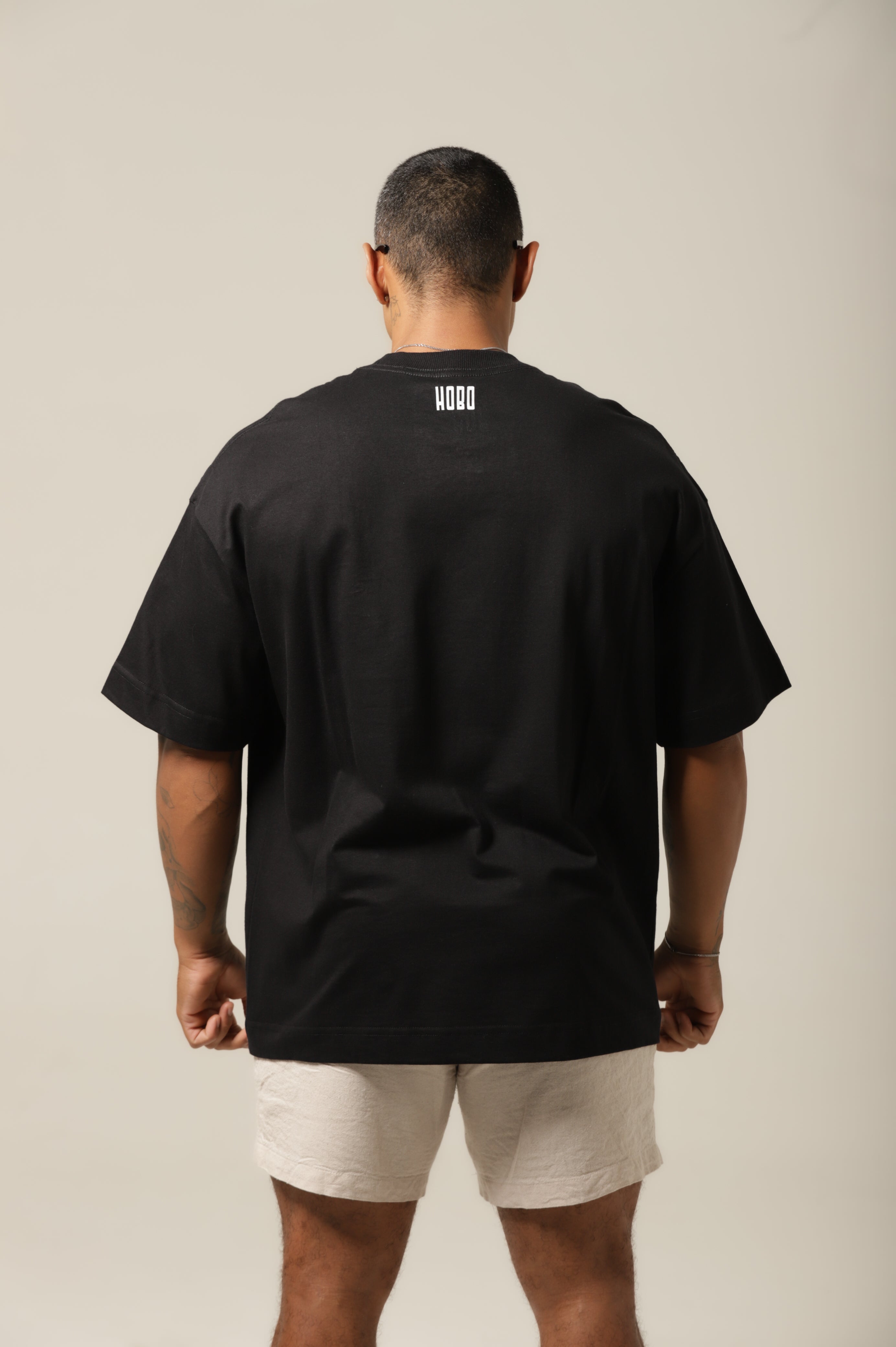 Camiseta Mistakes - Preta Oversized