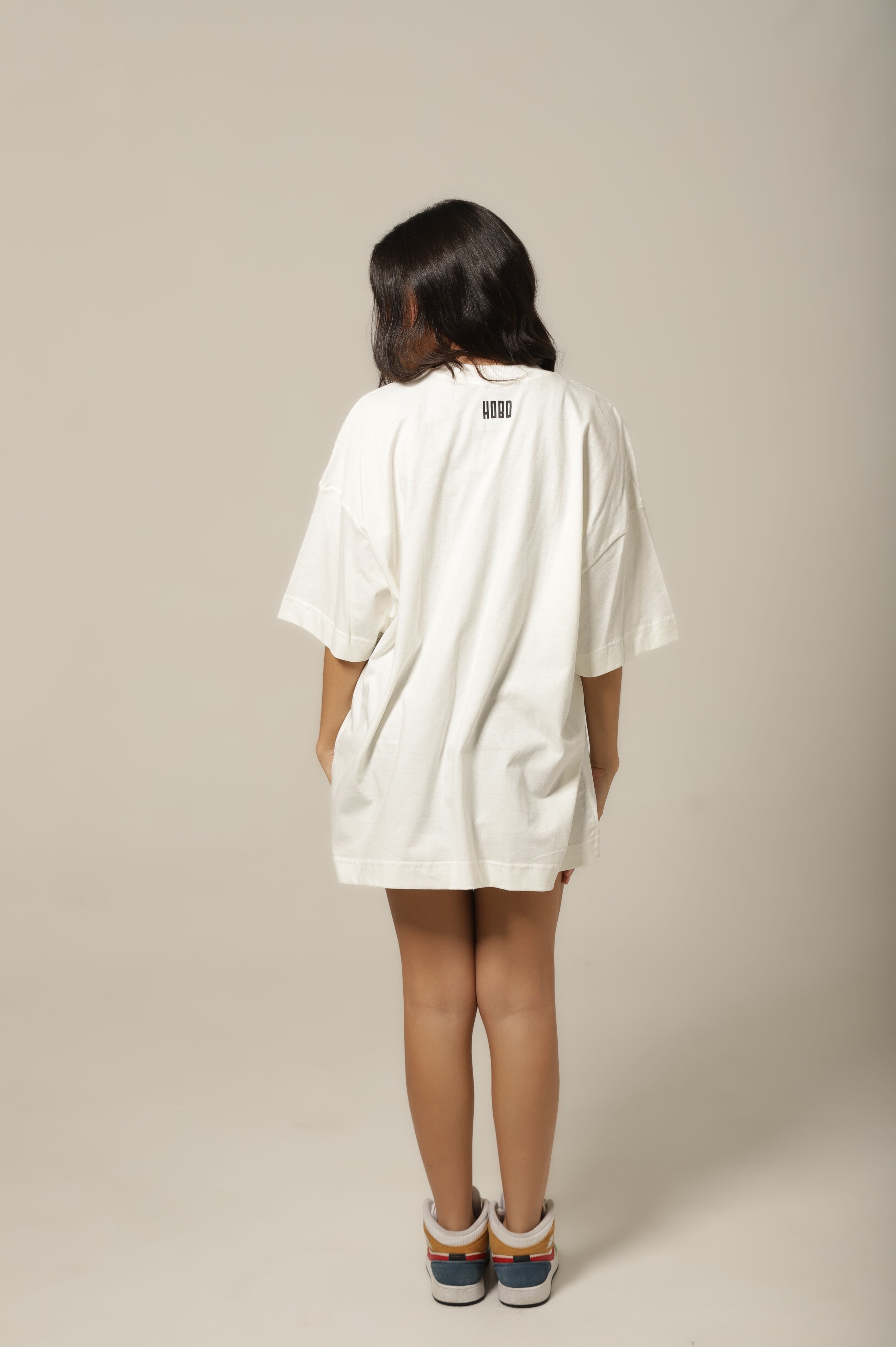 Camiseta Mistakes - Off-White Oversized