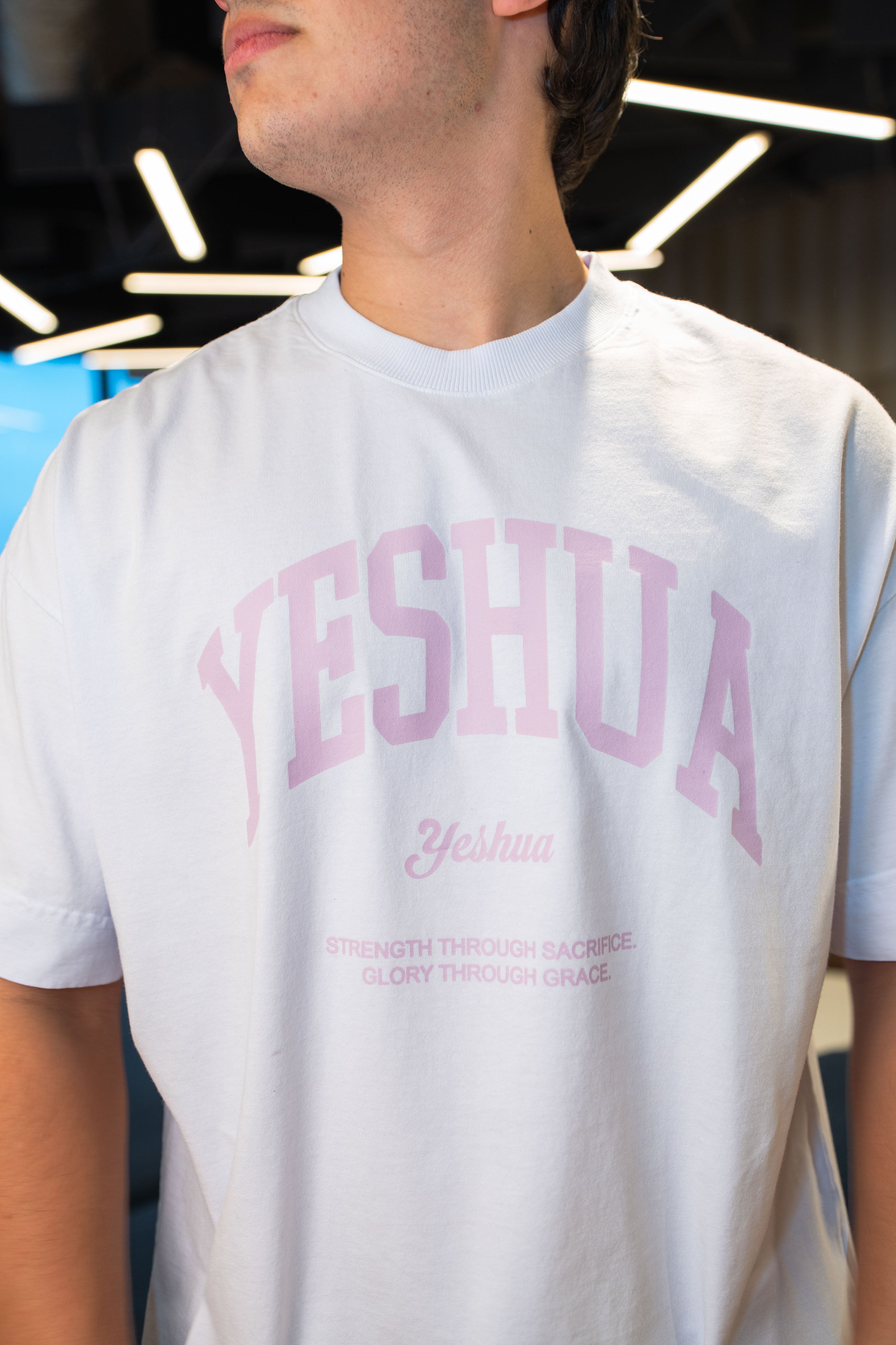 Camiseta Yeshua - Oversized Branca