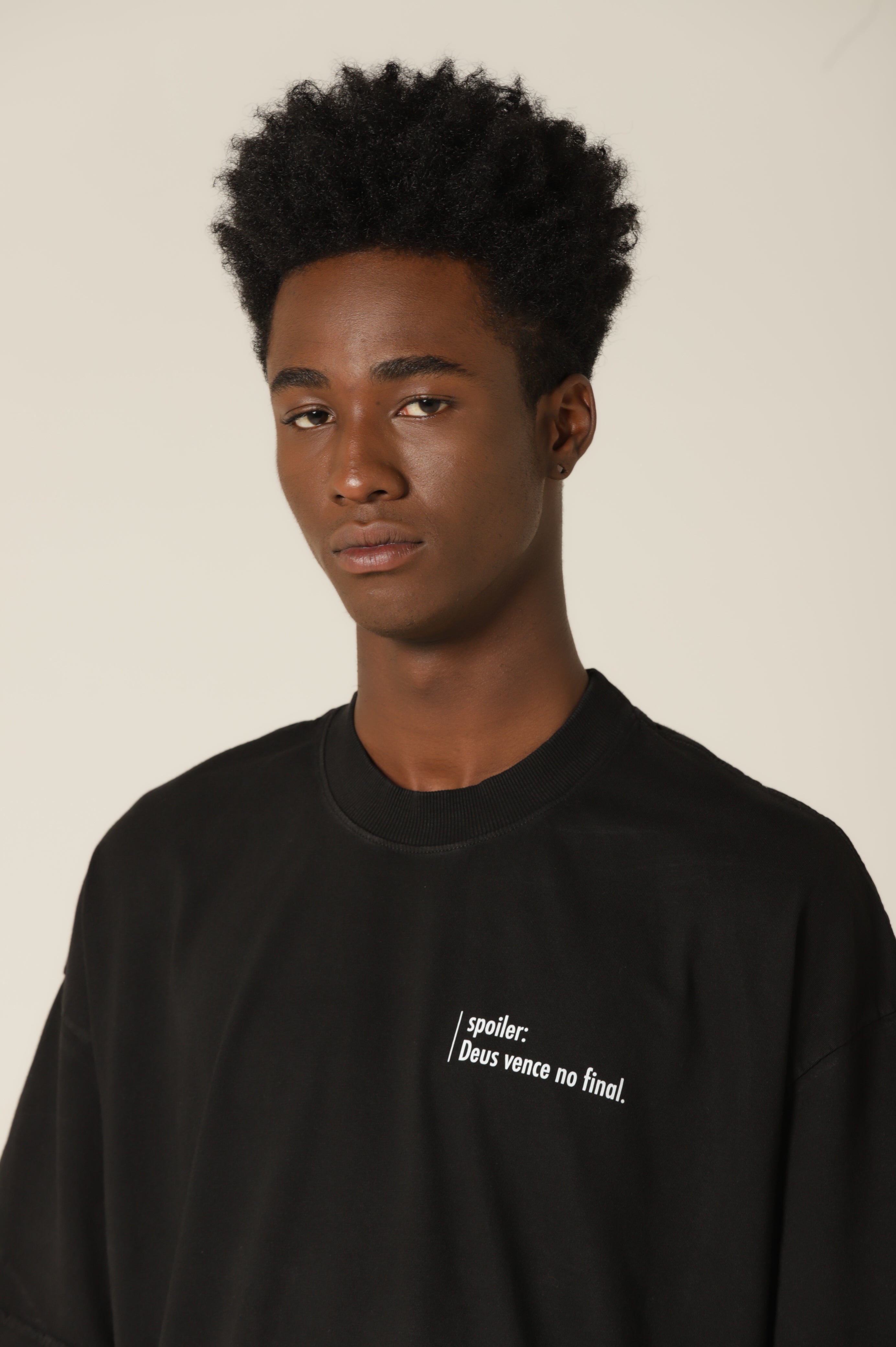 Camiseta Spoiler - Preta Oversized