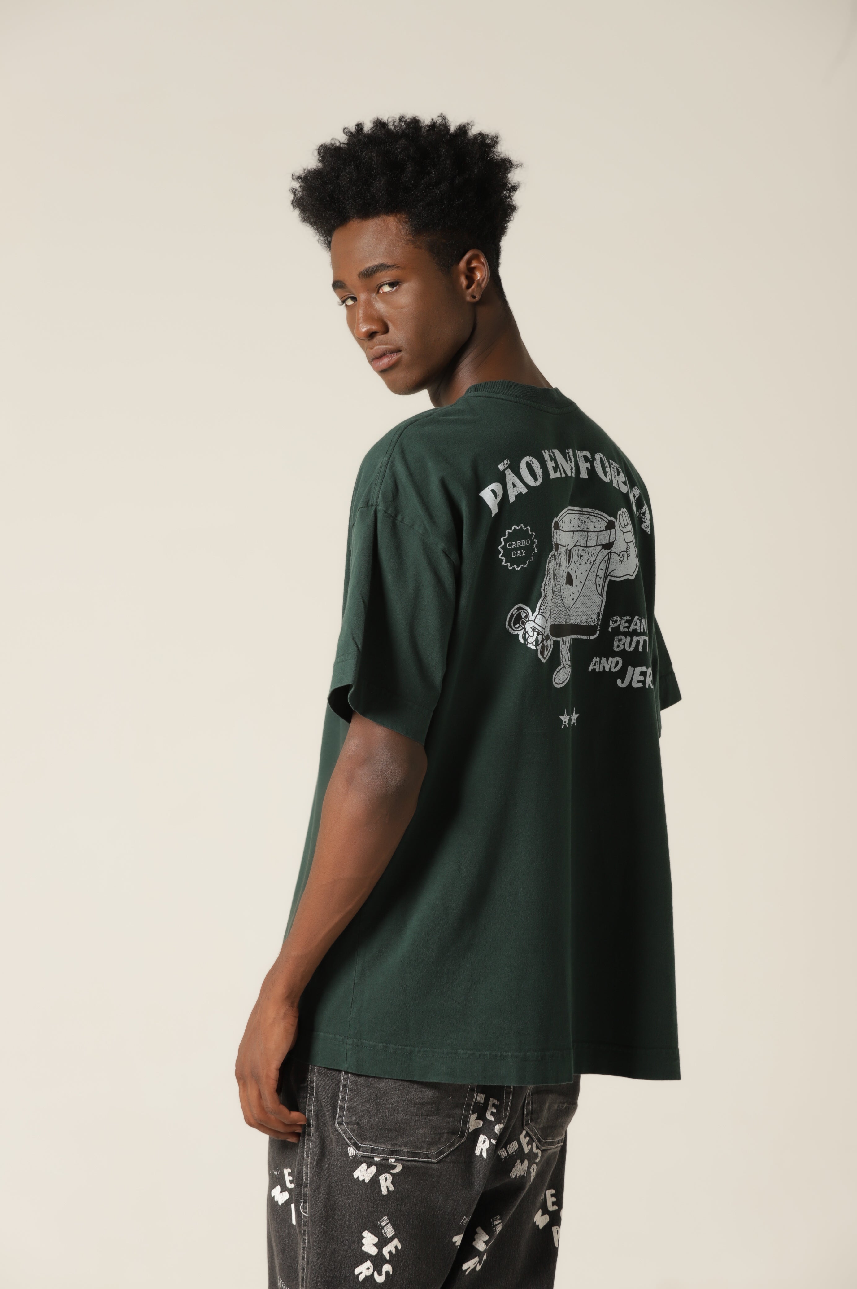 Camiseta Oversized Pão Em Forma - Verde Floresta