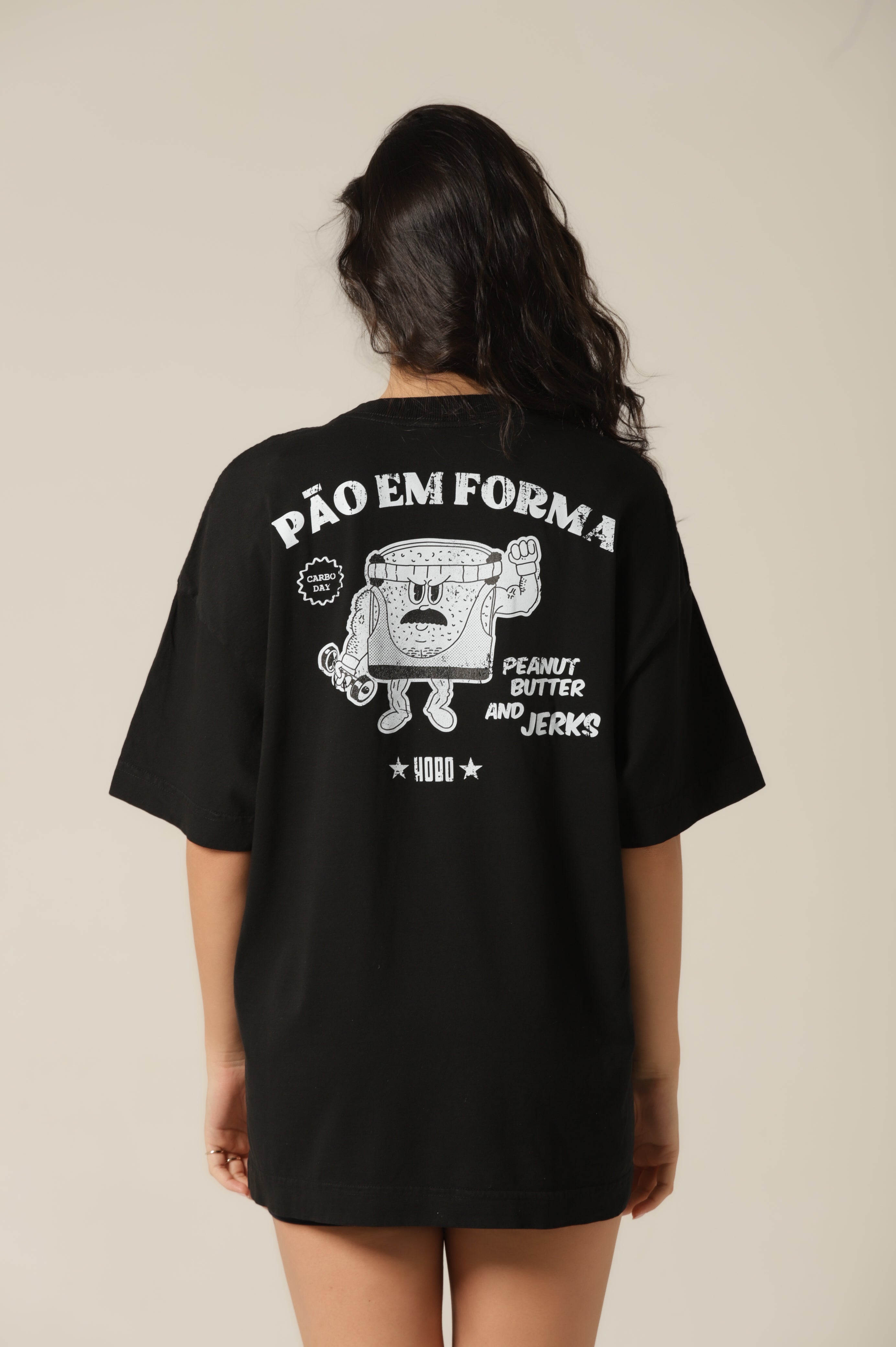 Camiseta Oversized Pão Em Forma - Preto