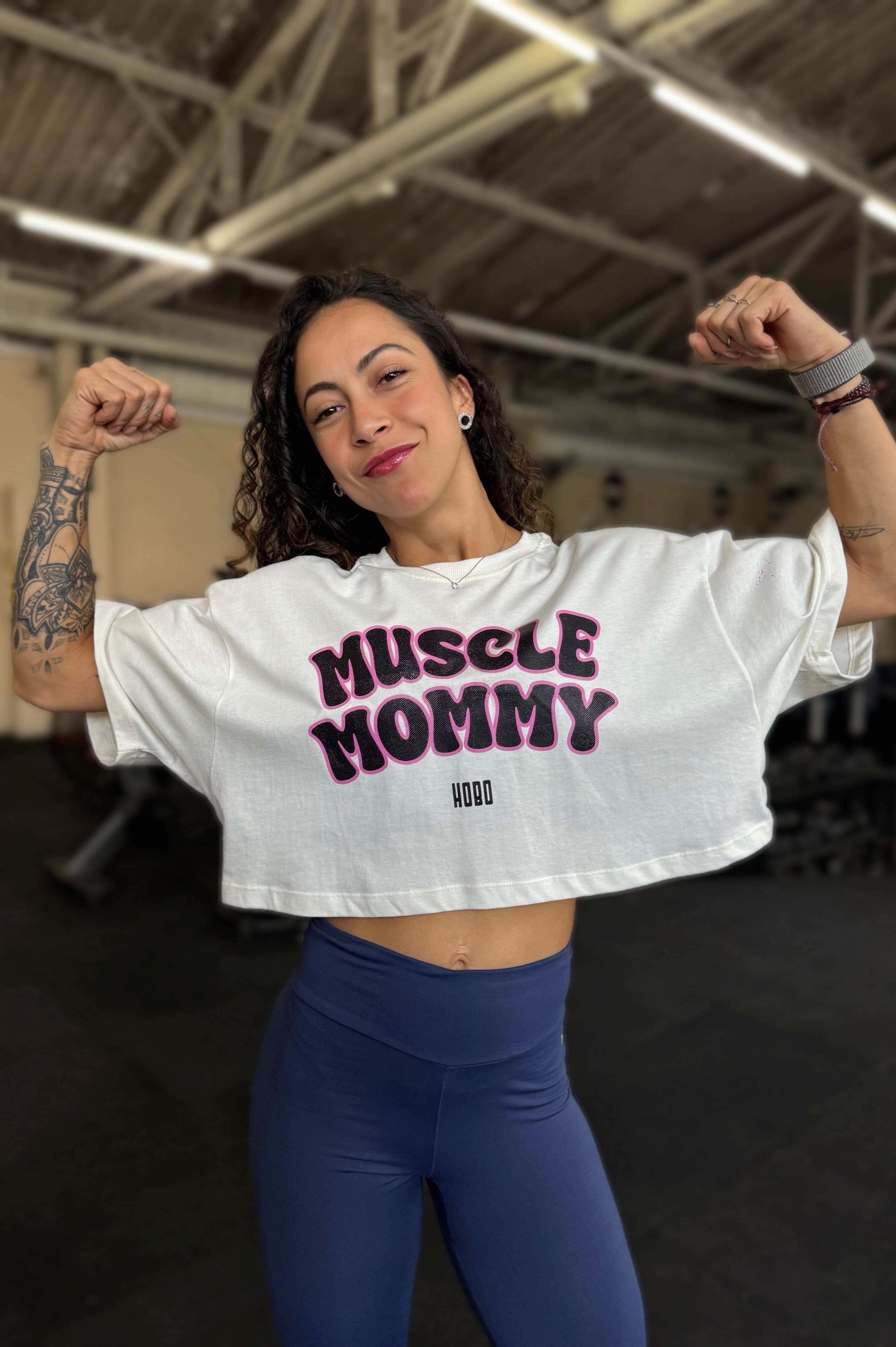 Cropped Muscle Mommy Off White