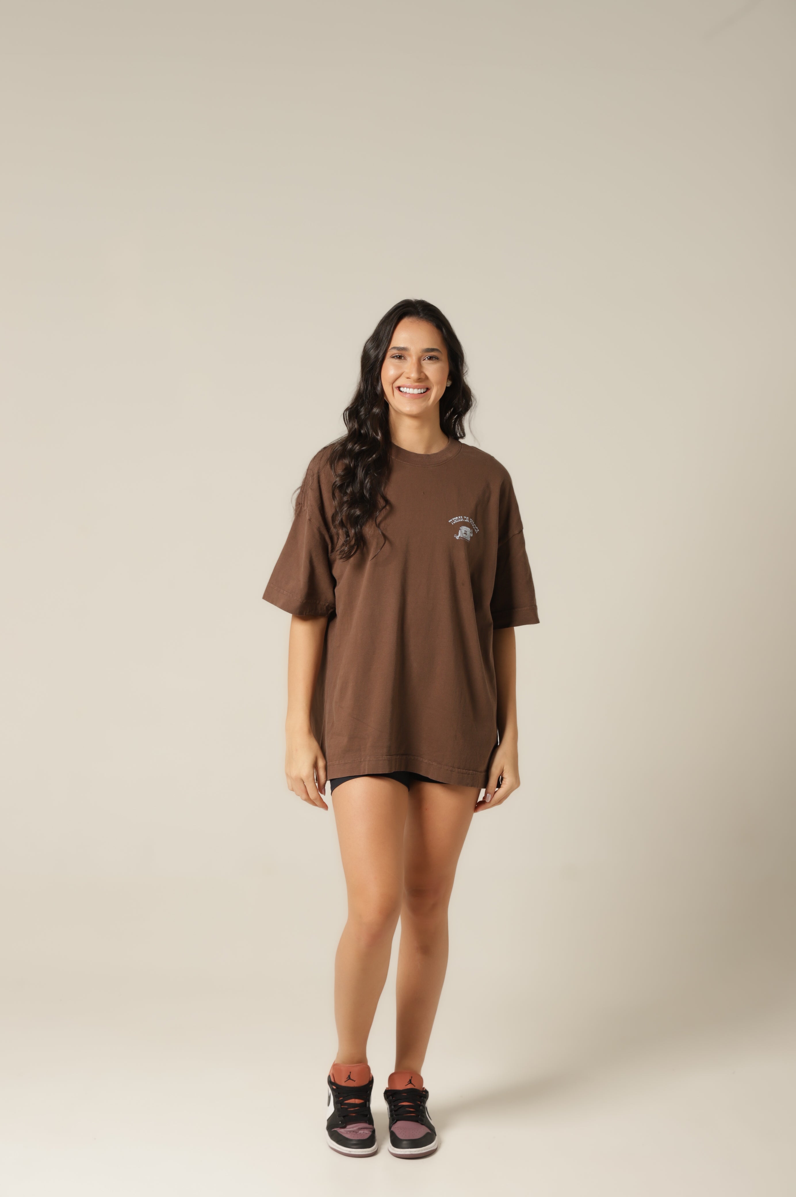 Camiseta Oversized Pão Em Forma - Marrom café